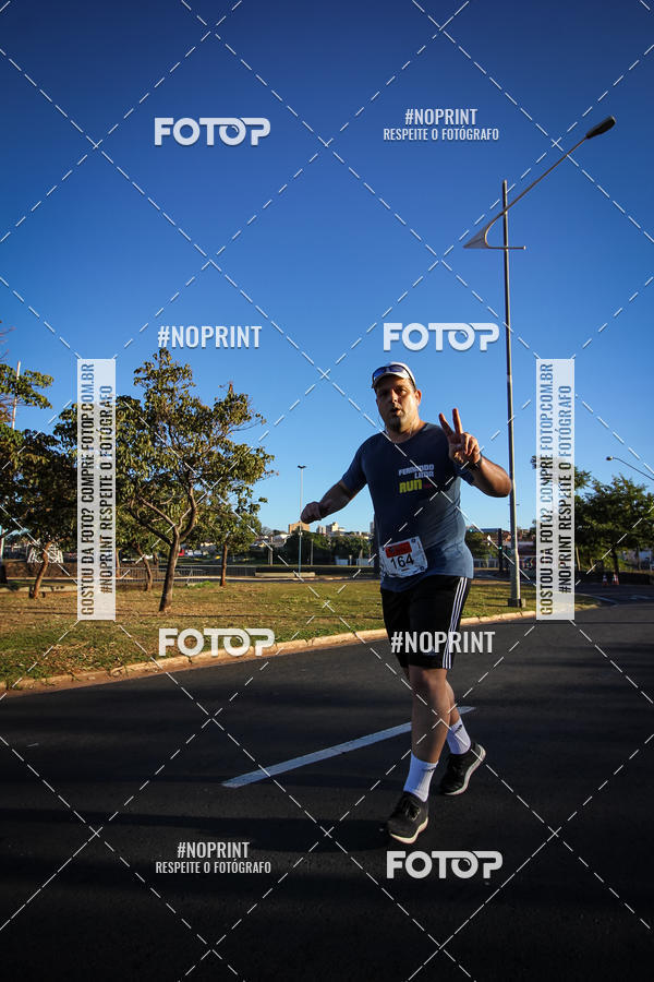 Buy your photos of the eventCorrida 8K Austa on Fotop