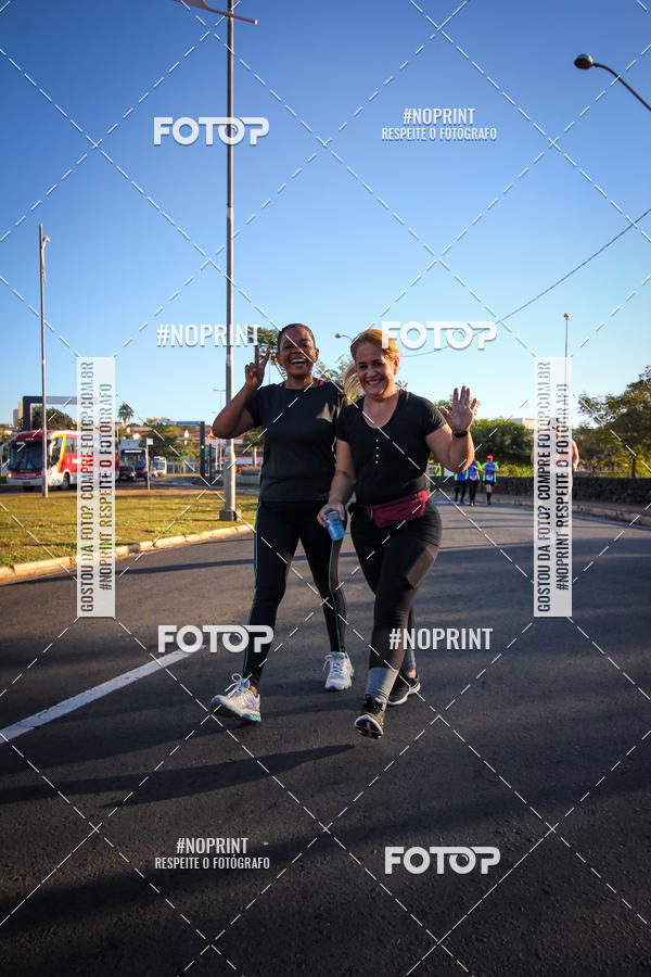 Buy your photos of the eventCorrida 8K Austa on Fotop