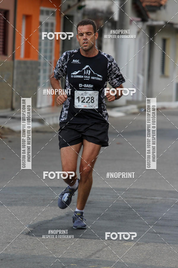 Buy your photos of the eventIV Corrida Vale Histrico  on Fotop