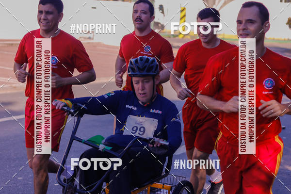 Achetez vos photos de l'vnement8 Corrida da APAE - Poos de Caldas MG sur Fotop