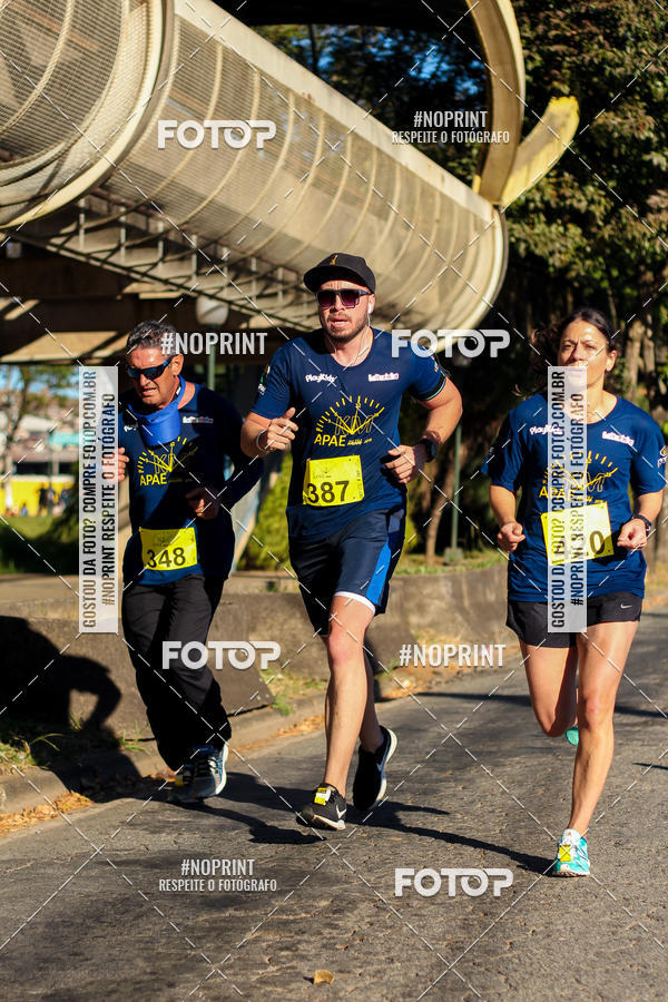 Achetez vos photos de l'vnement8 Corrida da APAE - Poos de Caldas MG sur Fotop