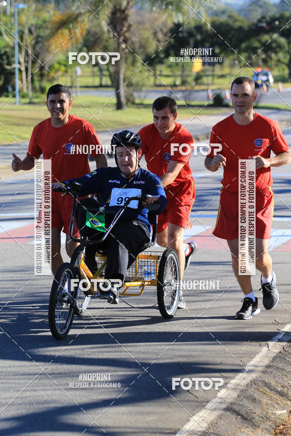 Buy your photos of the event8 Corrida da APAE - Poos de Caldas MG on Fotop