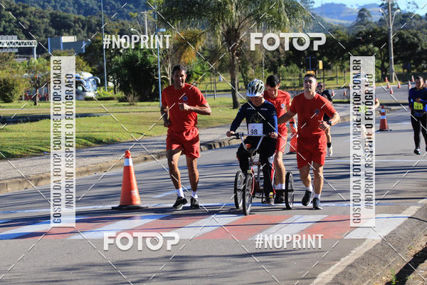 Buy your photos of the event8 Corrida da APAE - Poos de Caldas MG on Fotop