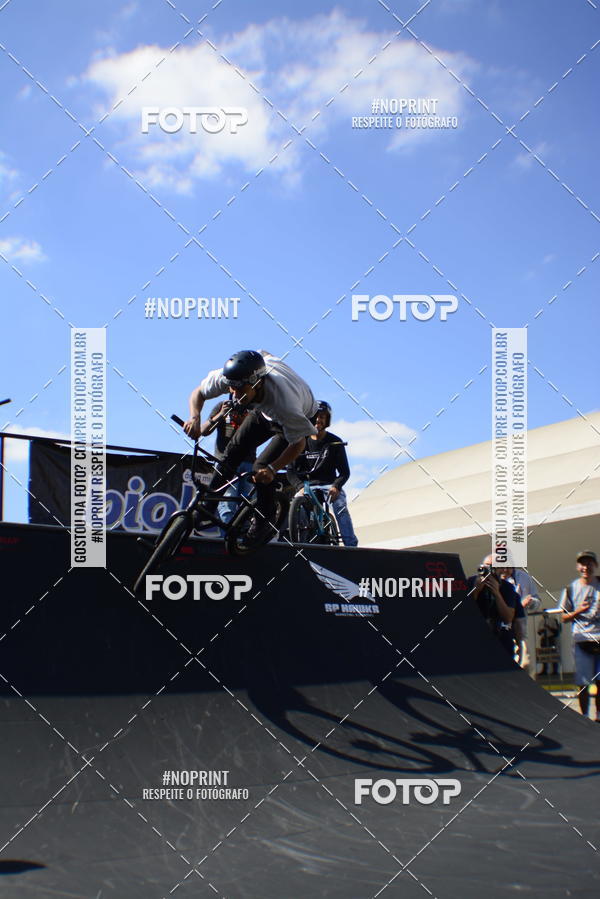 Buy your photos of the eventShimano Fest 2019 on Fotop