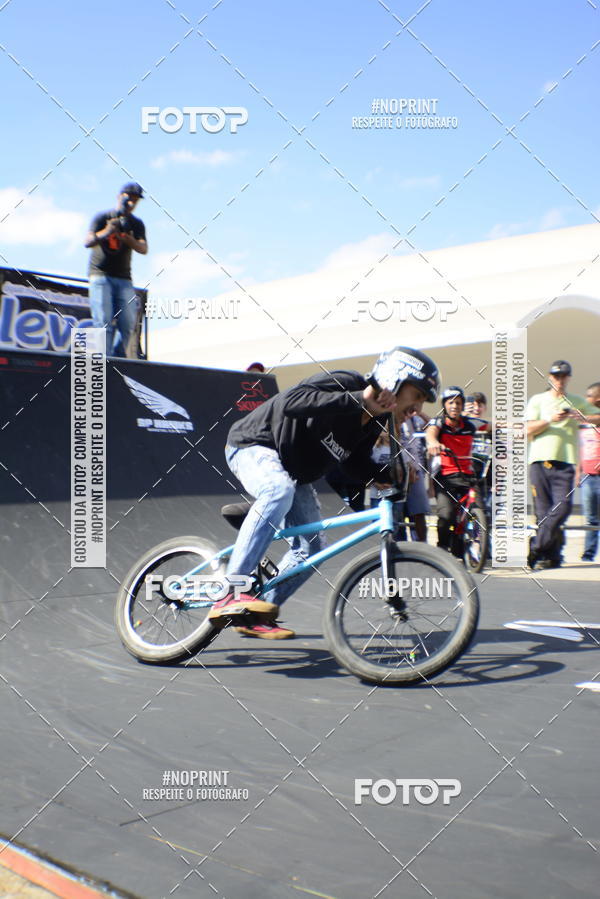 Buy your photos of the eventShimano Fest 2019 on Fotop