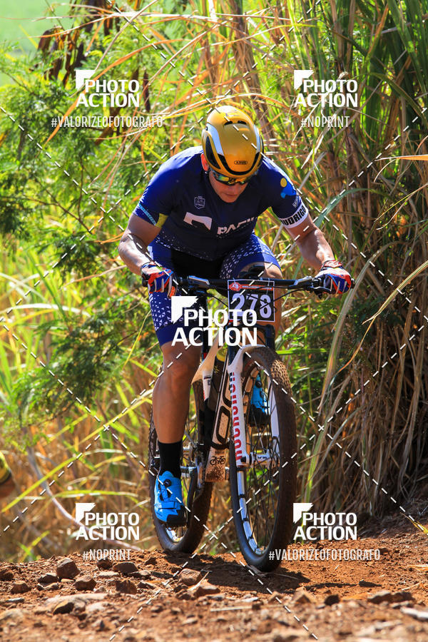Buy your photos of the eventCROSS DUATHLON on Fotop