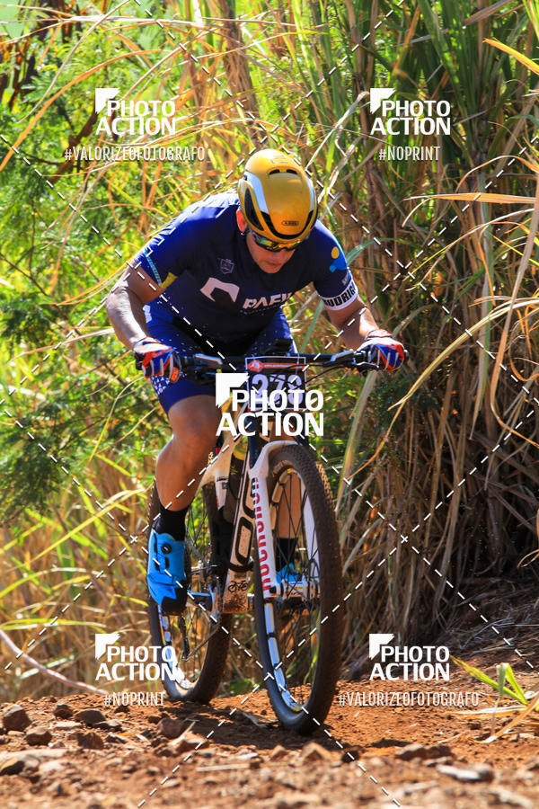 Buy your photos of the eventCROSS DUATHLON on Fotop