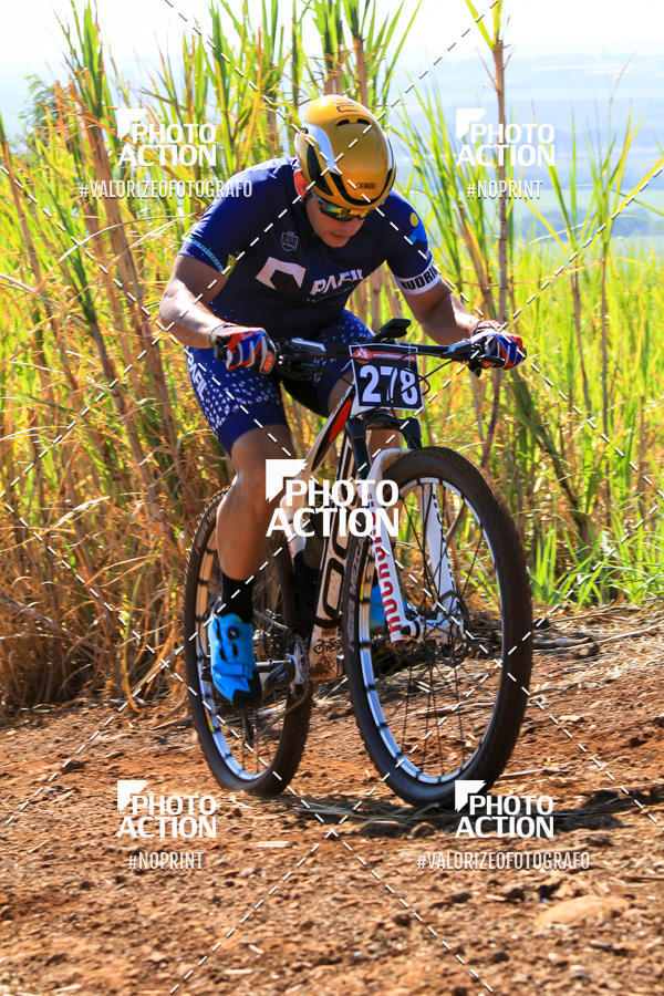 Buy your photos of the eventCROSS DUATHLON on Fotop