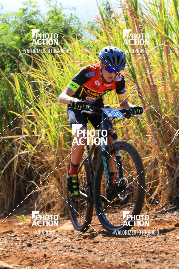 Buy your photos of the eventCROSS DUATHLON on Fotop