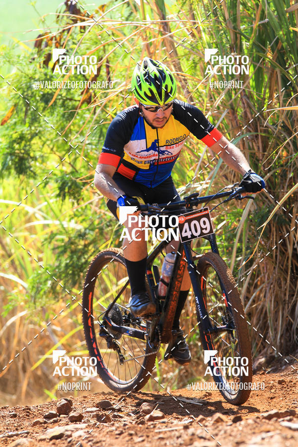 Buy your photos of the eventCROSS DUATHLON on Fotop