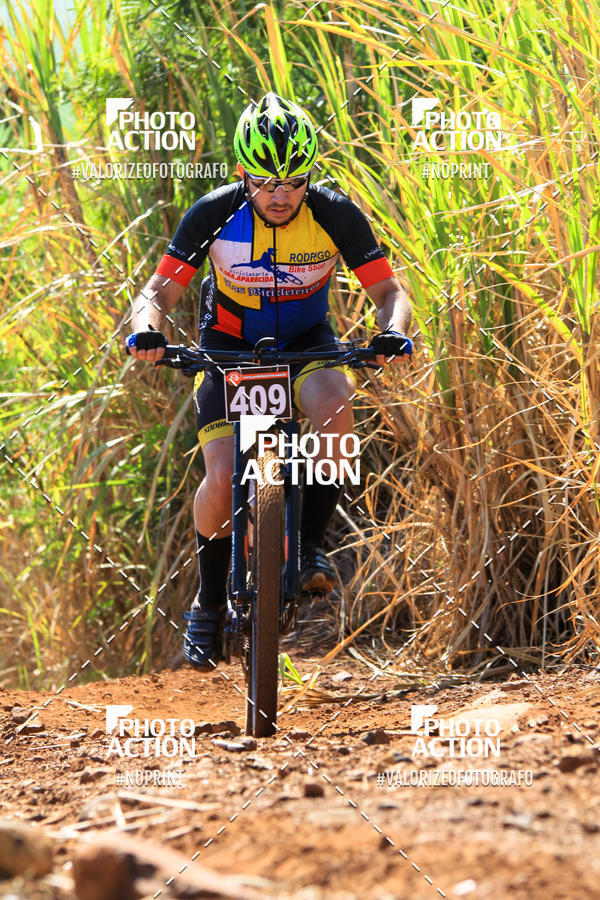 Buy your photos of the eventCROSS DUATHLON on Fotop