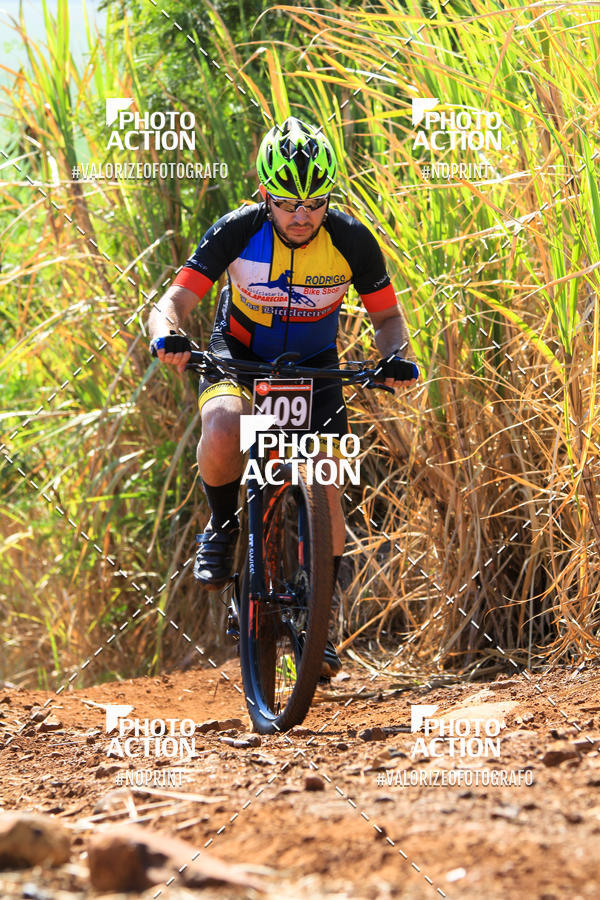 Buy your photos of the eventCROSS DUATHLON on Fotop
