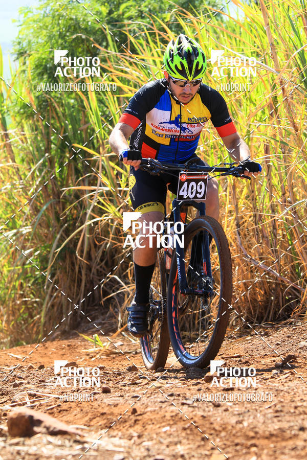 Buy your photos of the eventCROSS DUATHLON on Fotop