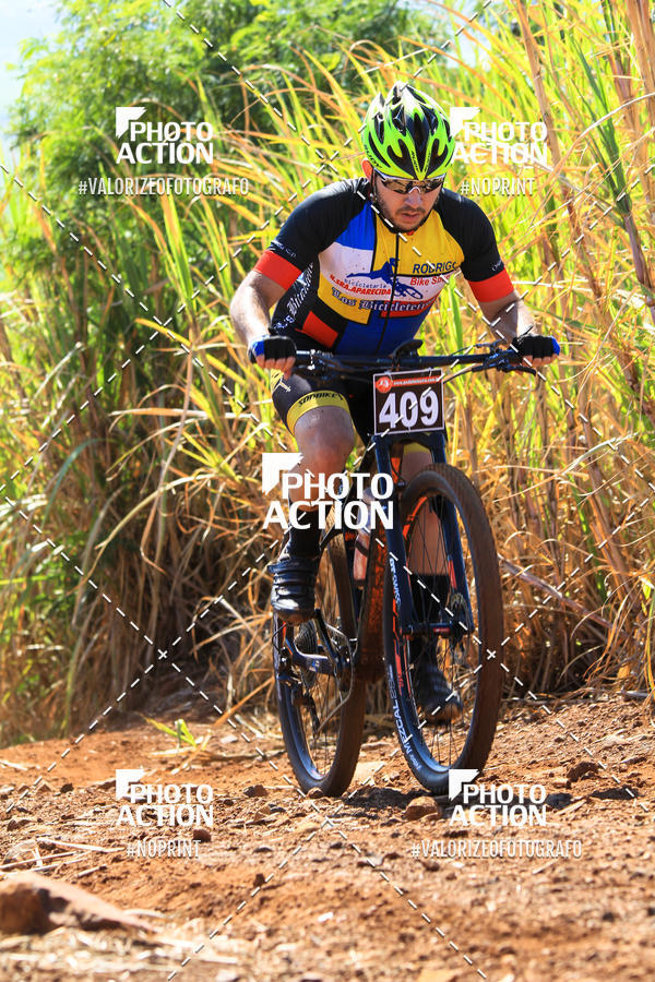 Buy your photos of the eventCROSS DUATHLON on Fotop