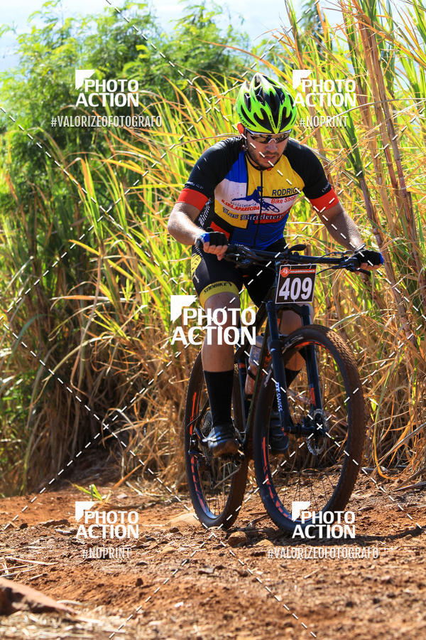 Buy your photos of the eventCROSS DUATHLON on Fotop