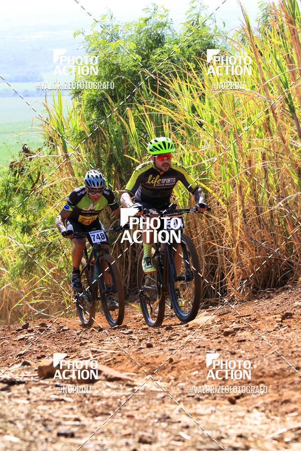 Buy your photos of the eventCROSS DUATHLON on Fotop