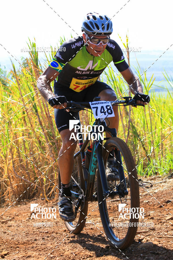 Buy your photos of the eventCROSS DUATHLON on Fotop