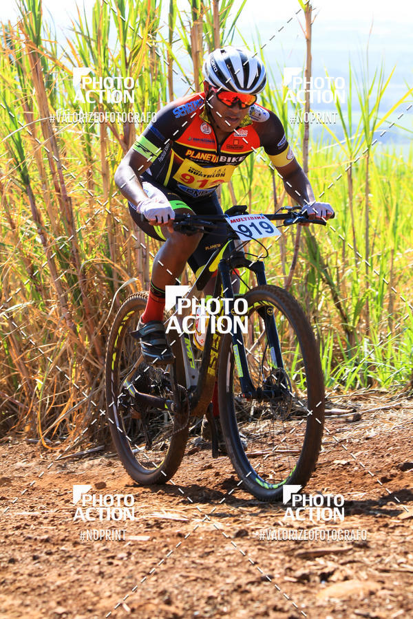 Buy your photos of the eventCROSS DUATHLON on Fotop