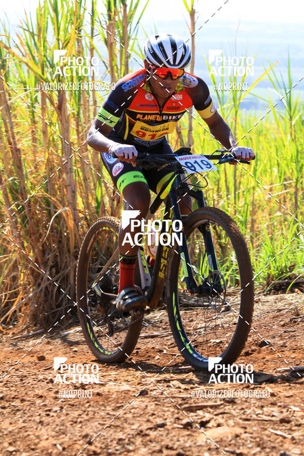 Buy your photos of the eventCROSS DUATHLON on Fotop