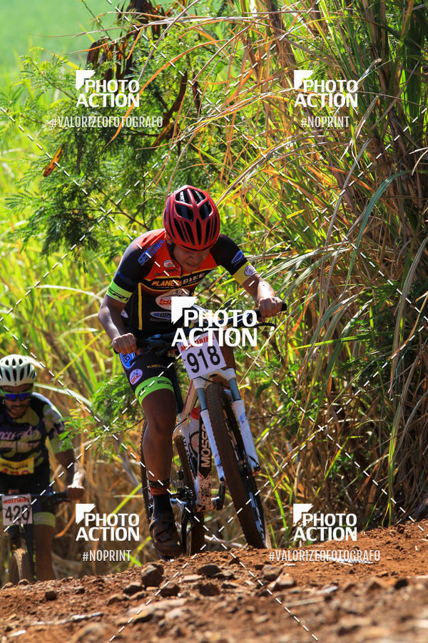 Buy your photos of the eventCROSS DUATHLON on Fotop