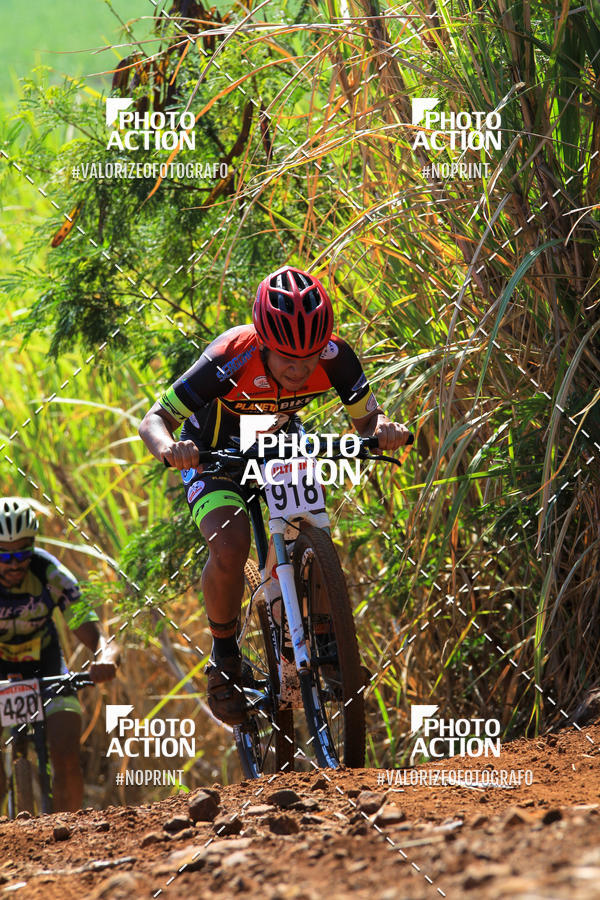Buy your photos of the eventCROSS DUATHLON on Fotop