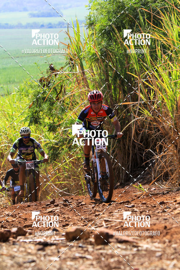 Buy your photos of the eventCROSS DUATHLON on Fotop
