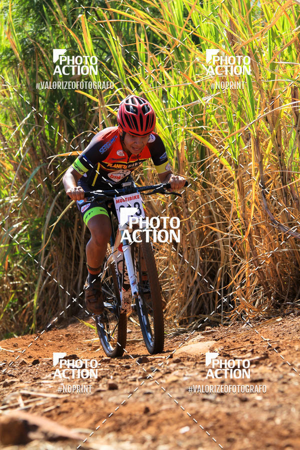 Buy your photos of the eventCROSS DUATHLON on Fotop