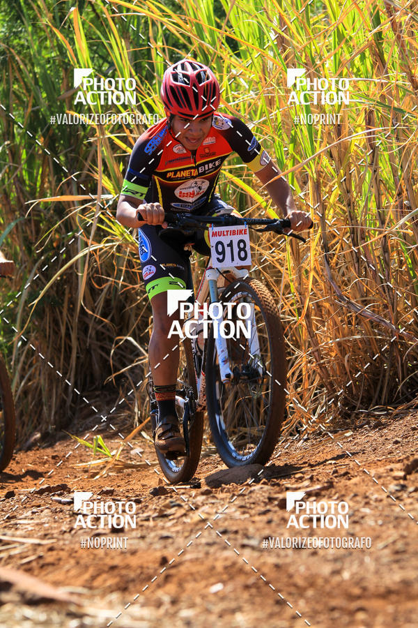 Buy your photos of the eventCROSS DUATHLON on Fotop