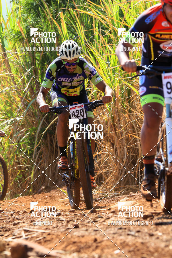 Buy your photos of the eventCROSS DUATHLON on Fotop