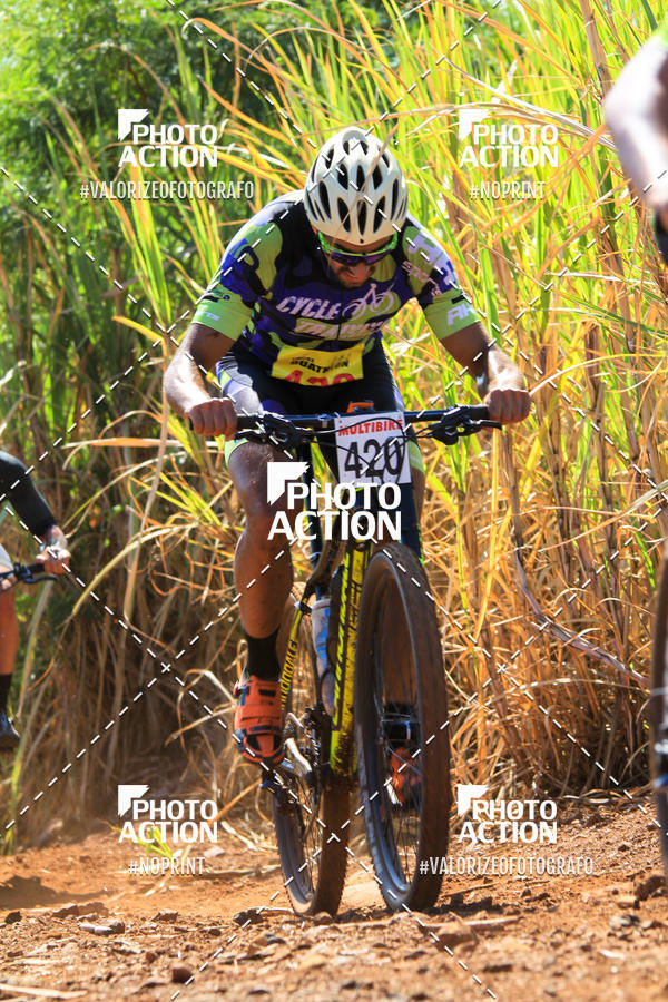 Buy your photos of the eventCROSS DUATHLON on Fotop