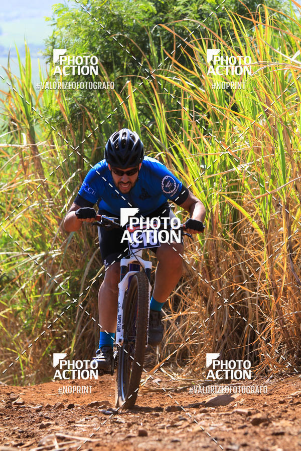 Buy your photos of the eventCROSS DUATHLON on Fotop