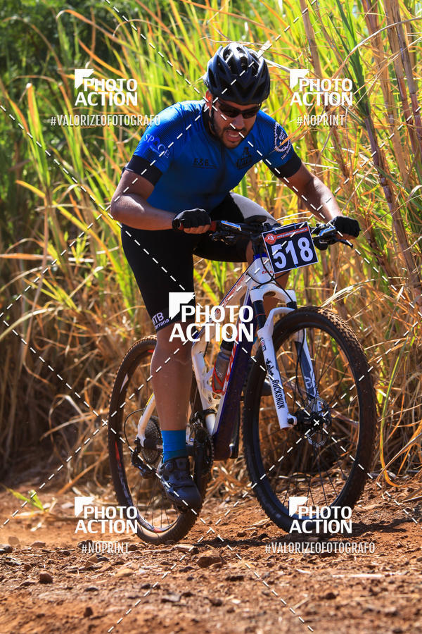 Buy your photos of the eventCROSS DUATHLON on Fotop