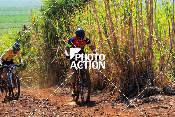 Buy your photos of the eventCROSS DUATHLON on Fotop