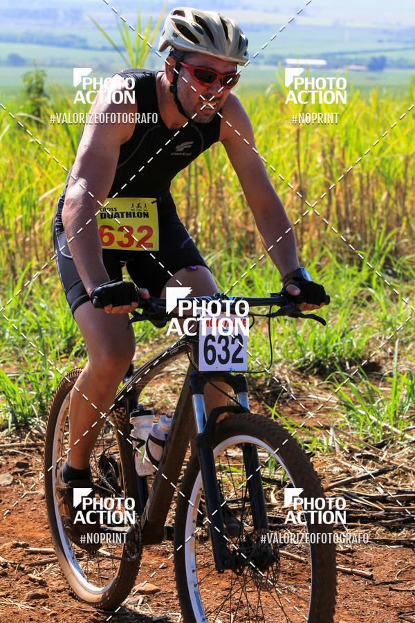Buy your photos of the eventCROSS DUATHLON on Fotop