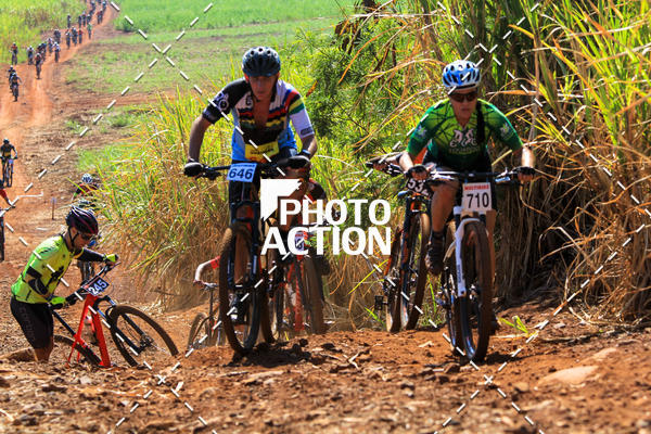Buy your photos of the eventCROSS DUATHLON on Fotop