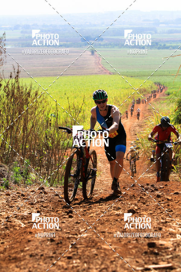 Buy your photos of the eventCROSS DUATHLON on Fotop