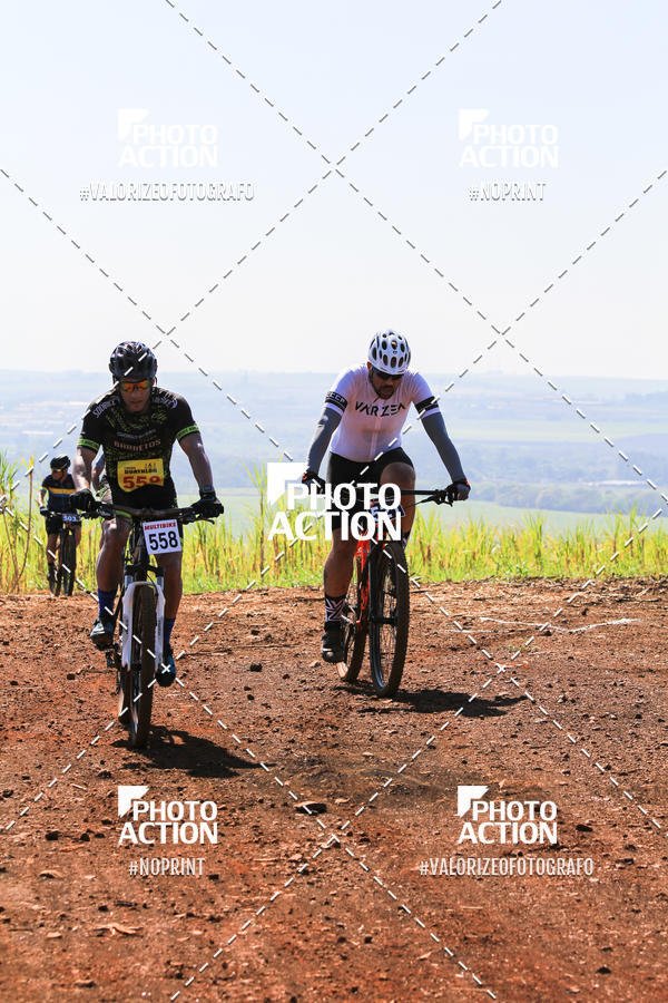 Buy your photos of the eventCROSS DUATHLON on Fotop