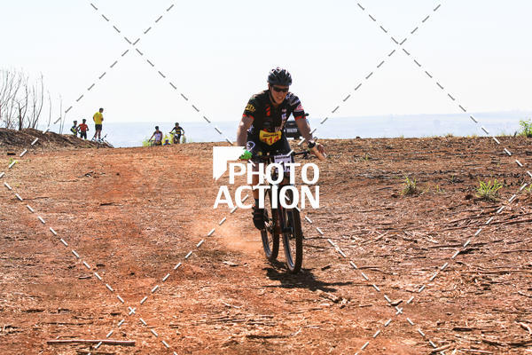 Buy your photos of the eventCROSS DUATHLON on Fotop