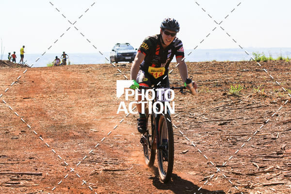 Buy your photos of the eventCROSS DUATHLON on Fotop