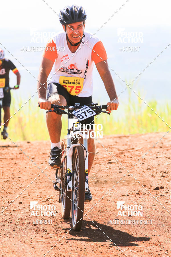 Buy your photos of the eventCROSS DUATHLON on Fotop