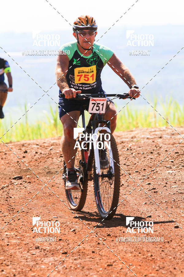 Buy your photos of the eventCROSS DUATHLON on Fotop