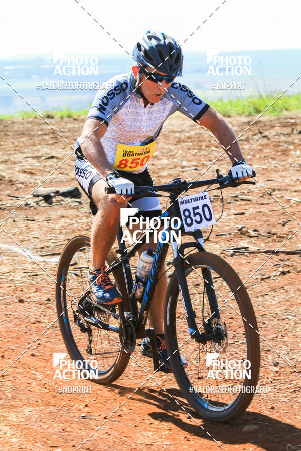 Buy your photos of the eventCROSS DUATHLON on Fotop