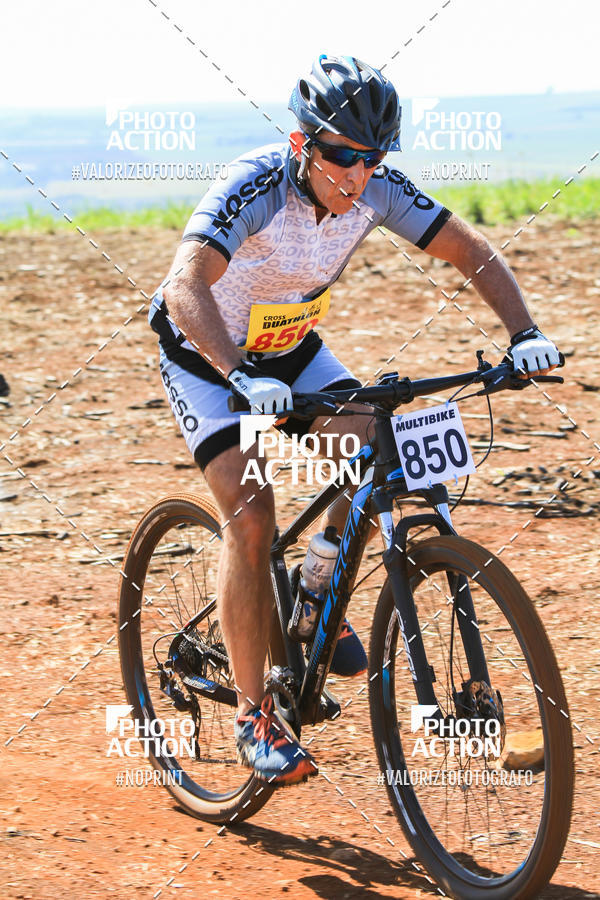 Buy your photos of the eventCROSS DUATHLON on Fotop