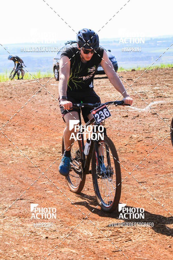 Buy your photos of the eventCROSS DUATHLON on Fotop