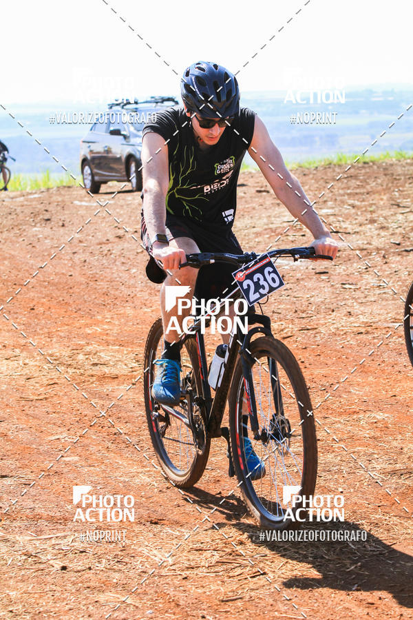Buy your photos of the eventCROSS DUATHLON on Fotop