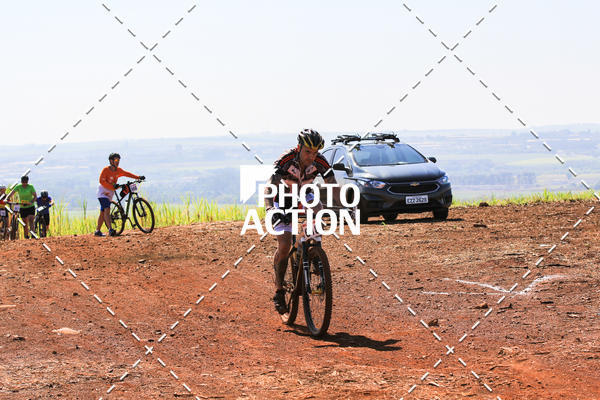 Buy your photos of the eventCROSS DUATHLON on Fotop