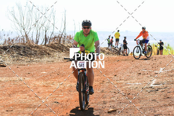 Buy your photos of the eventCROSS DUATHLON on Fotop
