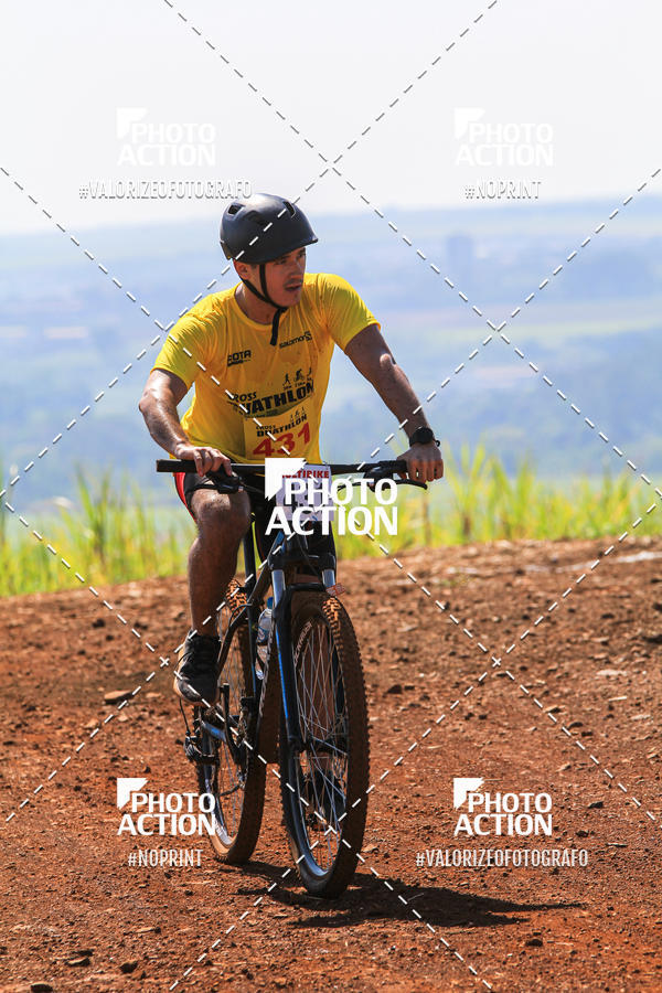 Buy your photos of the eventCROSS DUATHLON on Fotop