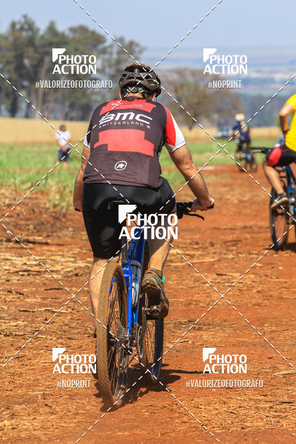 Buy your photos of the eventCROSS DUATHLON on Fotop