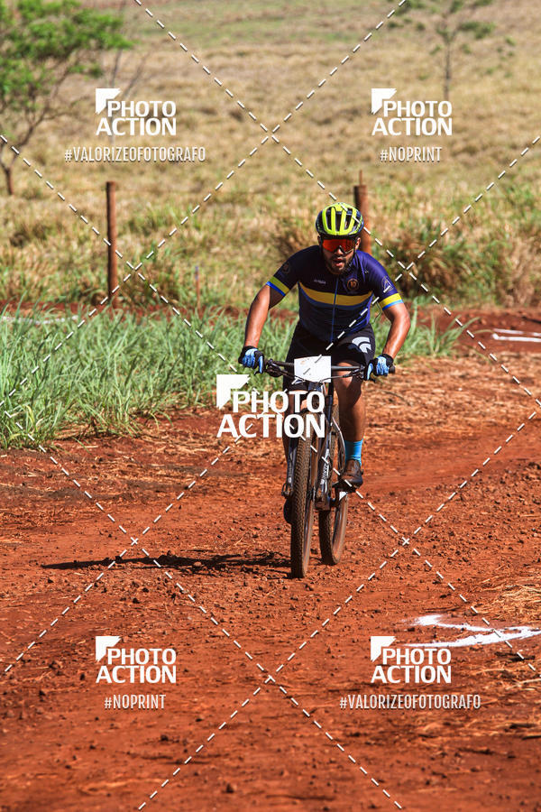 Buy your photos of the eventCROSS DUATHLON on Fotop
